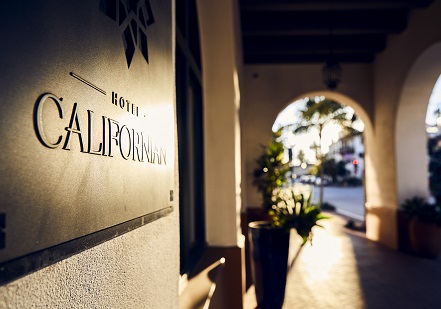 Hotel Californian Sign 440x310